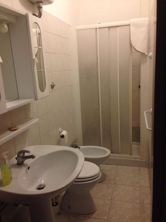 B & B Leonard Acqui Roma Cameră foto